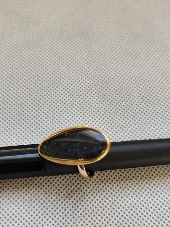 Bague ovale noire  